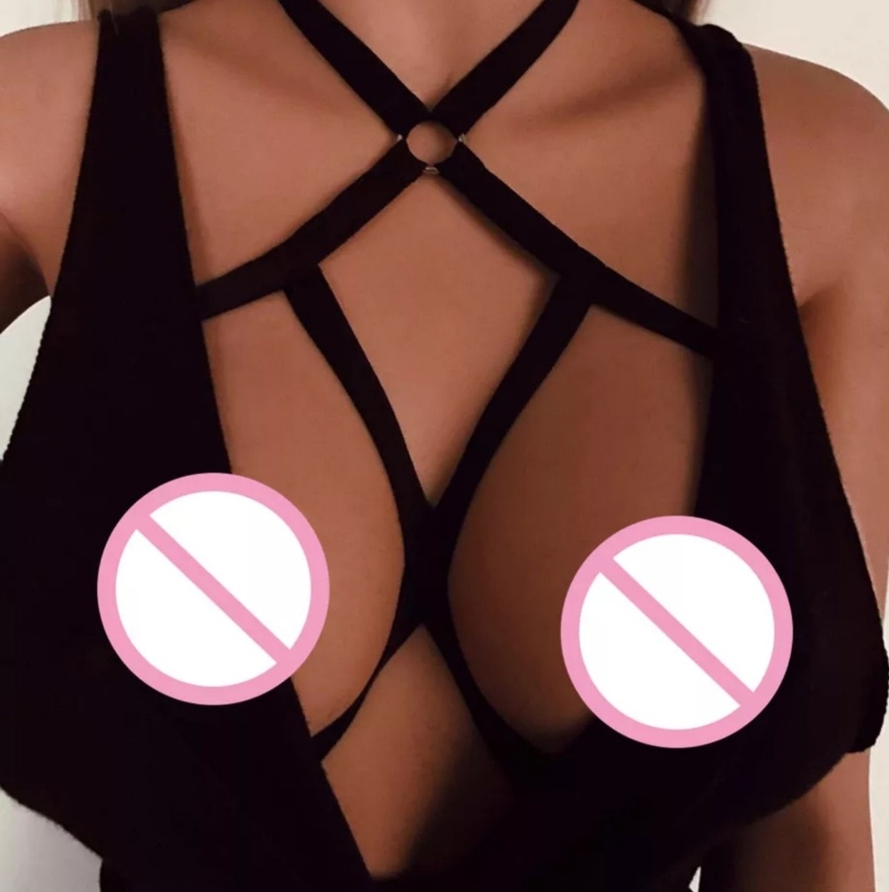 Black Strappy Bralette Size M